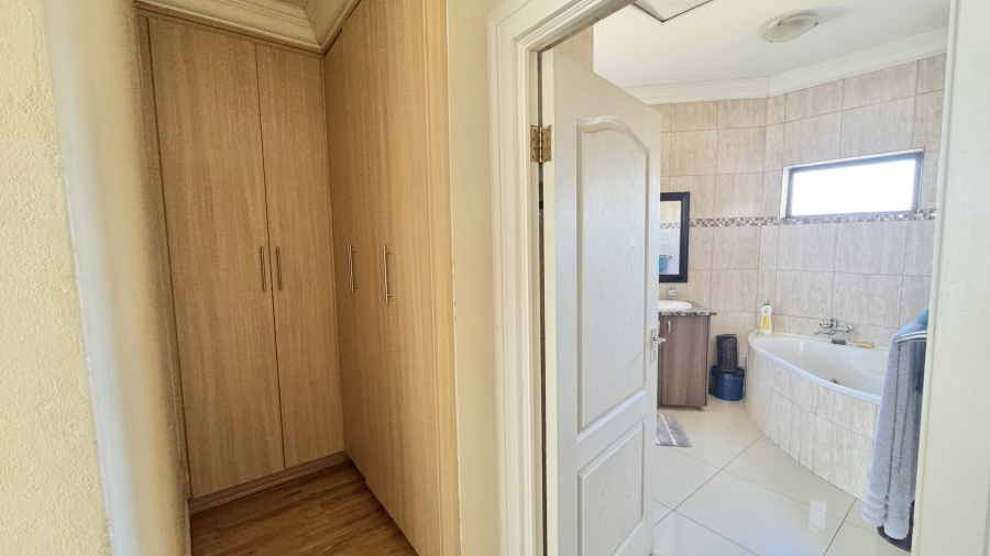 4 Bedroom Property for Sale in Sagewood Gauteng