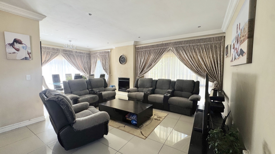 4 Bedroom Property for Sale in Sagewood Gauteng