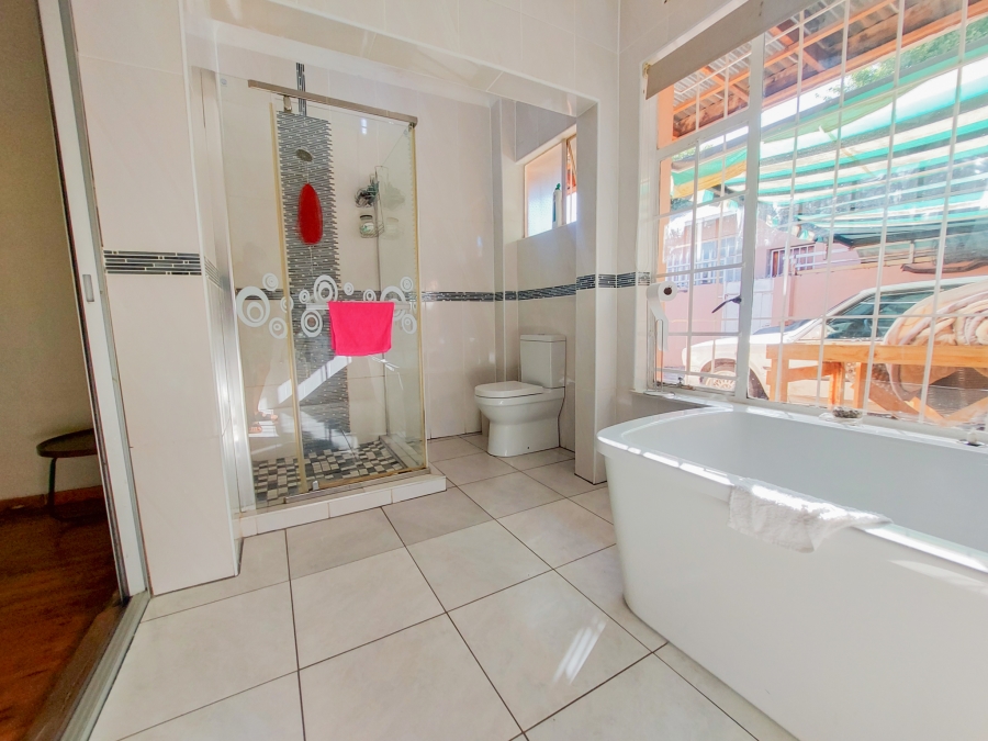 To Let 3 Bedroom Property for Rent in Westdene Gauteng