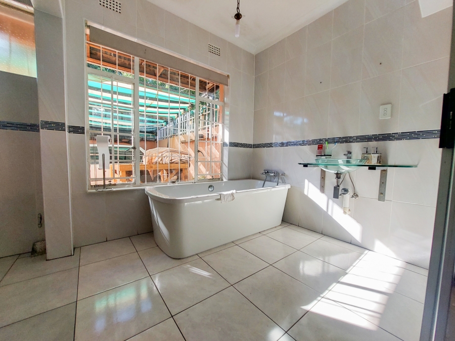 To Let 3 Bedroom Property for Rent in Westdene Gauteng