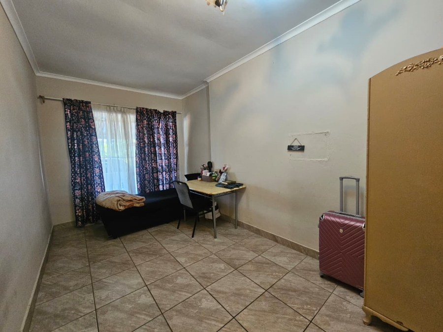 To Let 2 Bedroom Property for Rent in Erasmia Gauteng