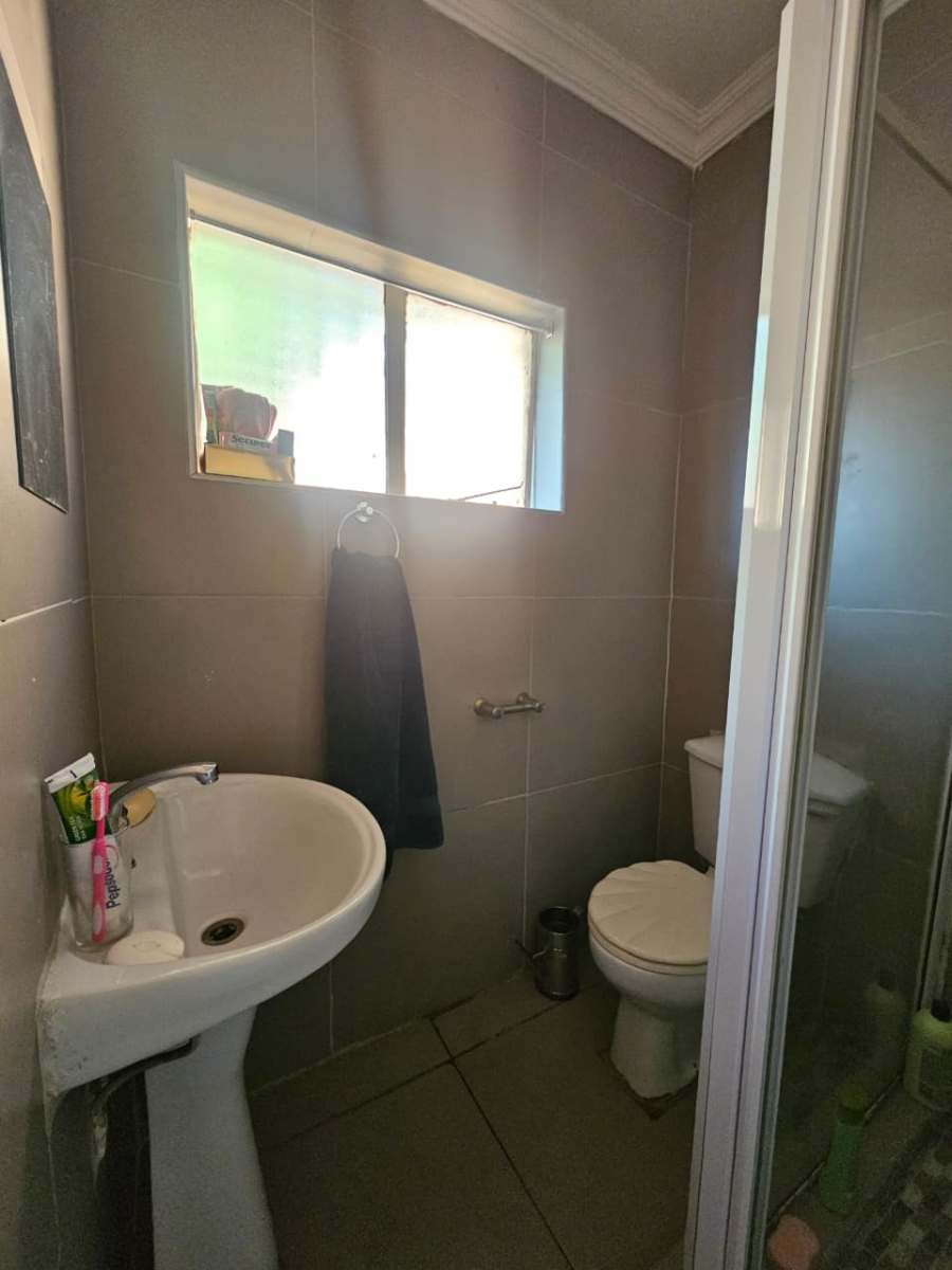 To Let 2 Bedroom Property for Rent in Erasmia Gauteng