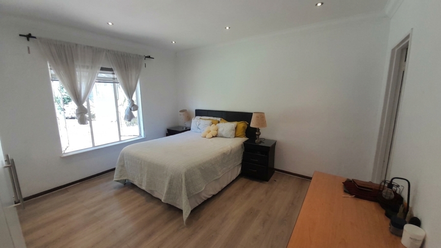 4 Bedroom Property for Sale in Douglasdale Gauteng
