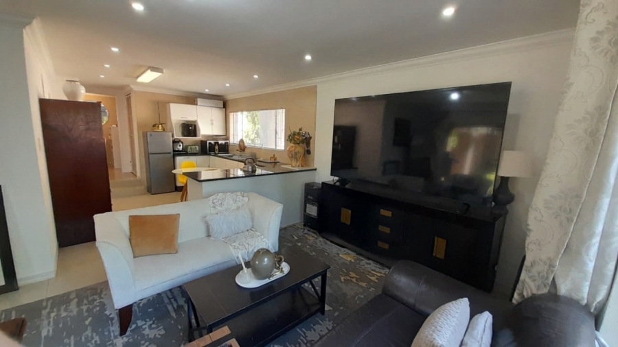 4 Bedroom Property for Sale in Douglasdale Gauteng