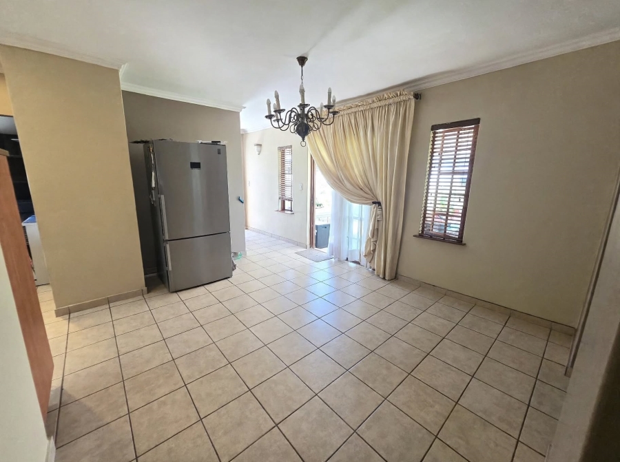 3 Bedroom Property for Sale in Noordwyk Gauteng