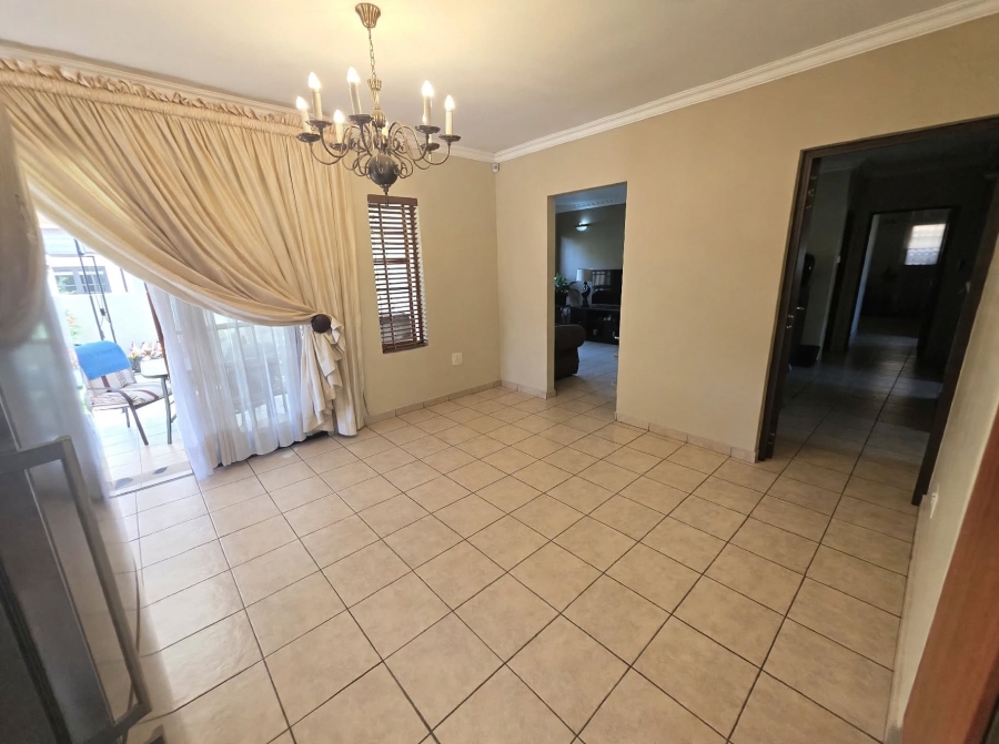 3 Bedroom Property for Sale in Noordwyk Gauteng