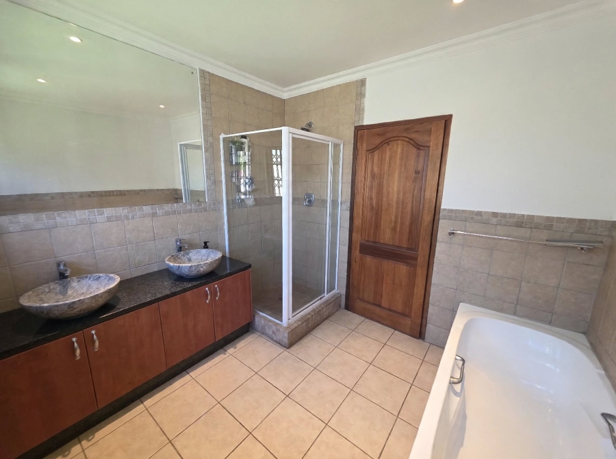 3 Bedroom Property for Sale in Noordwyk Gauteng