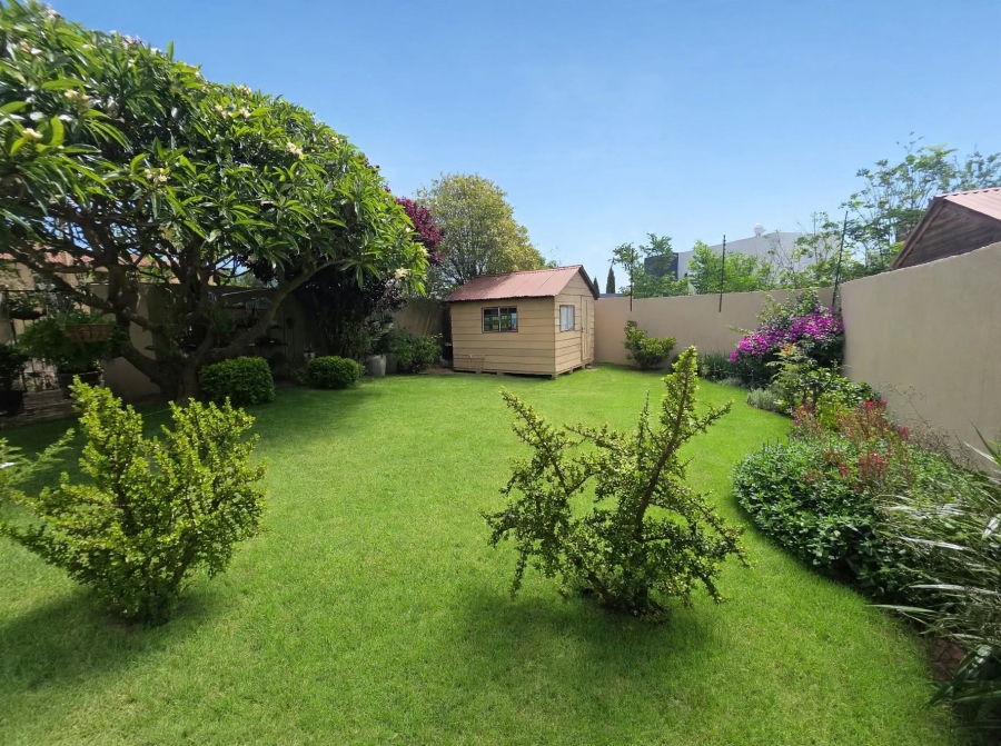 3 Bedroom Property for Sale in Noordwyk Gauteng