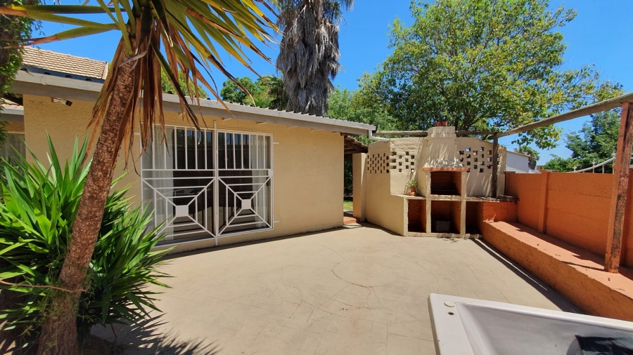 3 Bedroom Property for Sale in Greenhills Gauteng