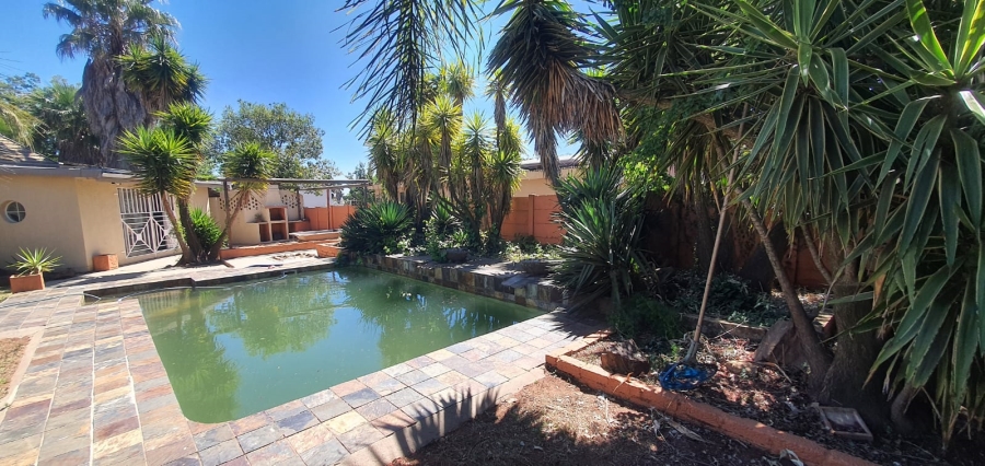 3 Bedroom Property for Sale in Greenhills Gauteng