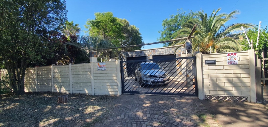 3 Bedroom Property for Sale in Greenhills Gauteng