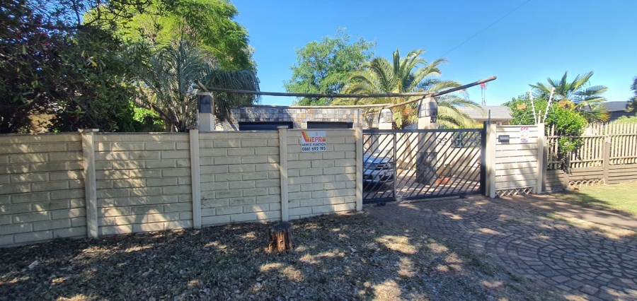 3 Bedroom Property for Sale in Greenhills Gauteng