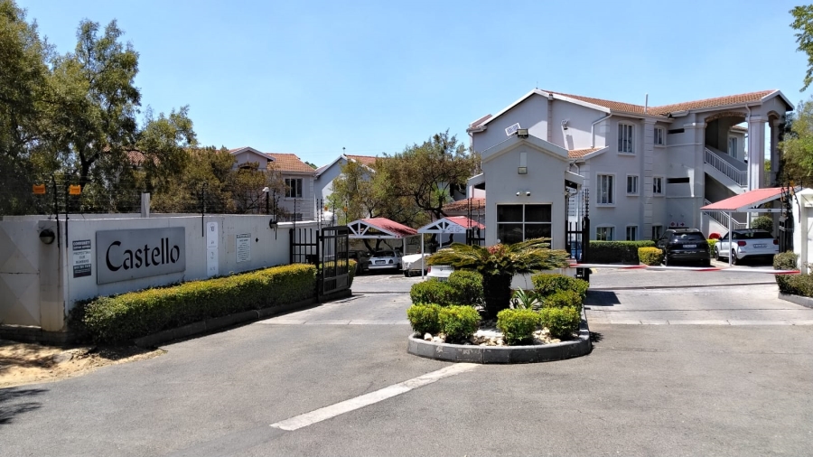 2 Bedroom Property for Sale in Sonneglans Gauteng