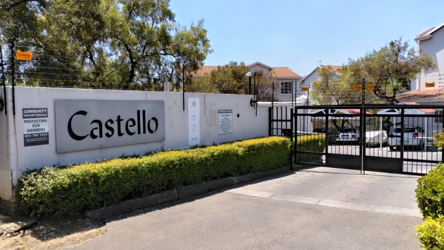 2 Bedroom Property for Sale in Sonneglans Gauteng