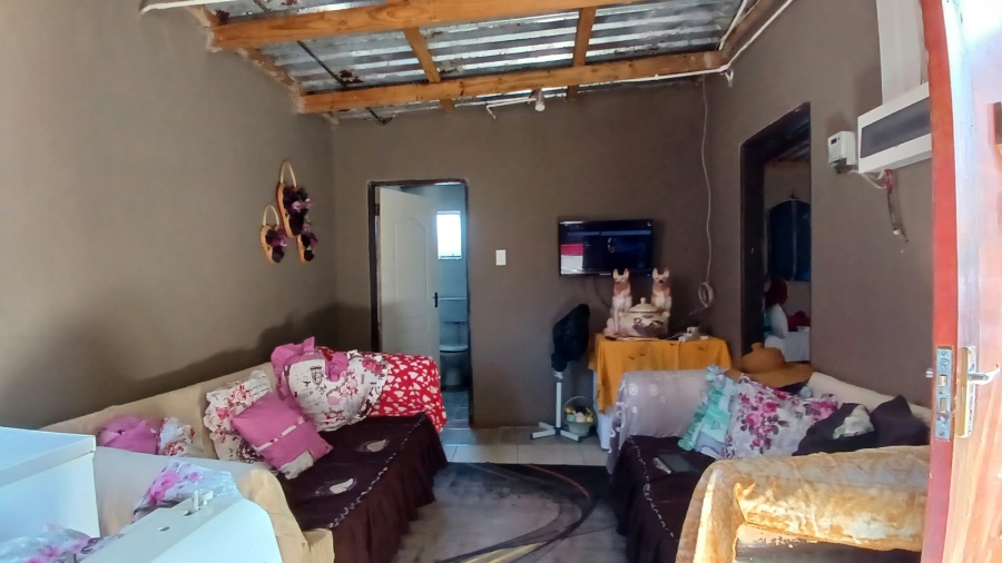 1 Bedroom Property for Sale in Mohlakeng Gauteng