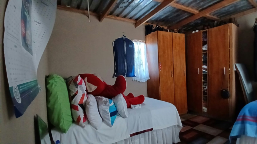 1 Bedroom Property for Sale in Mohlakeng Gauteng