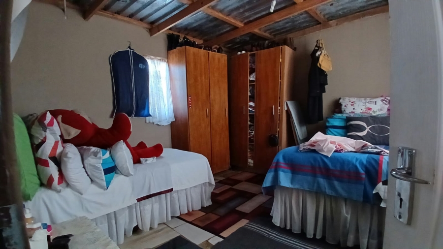 1 Bedroom Property for Sale in Mohlakeng Gauteng