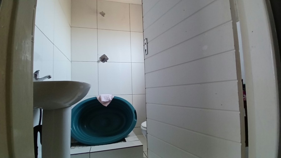 1 Bedroom Property for Sale in Mohlakeng Gauteng