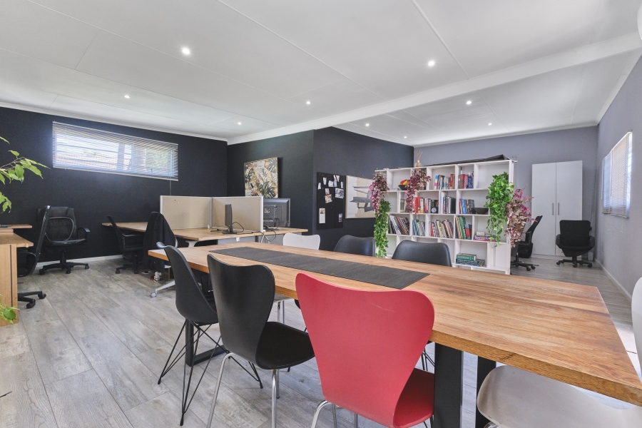 4 Bedroom Property for Sale in Douglasdale Gauteng