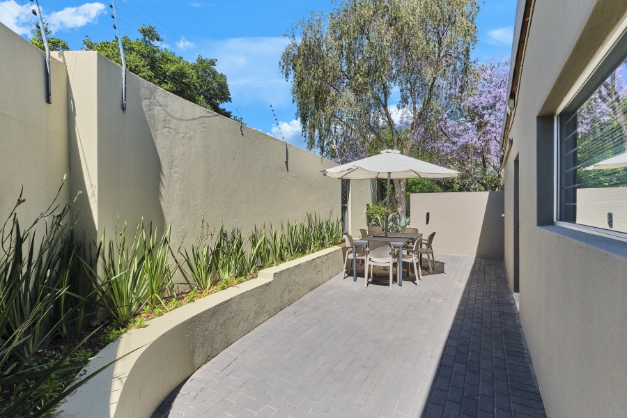 4 Bedroom Property for Sale in Douglasdale Gauteng