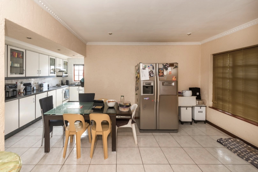 4 Bedroom Property for Sale in Kensington Gauteng
