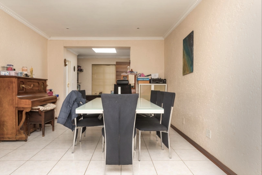 4 Bedroom Property for Sale in Kensington Gauteng