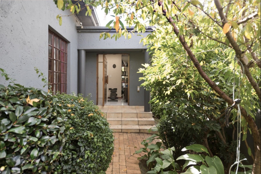 4 Bedroom Property for Sale in Kensington Gauteng