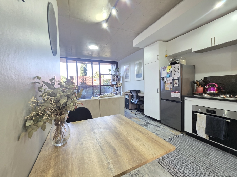 To Let 2 Bedroom Property for Rent in Alphen Park Gauteng