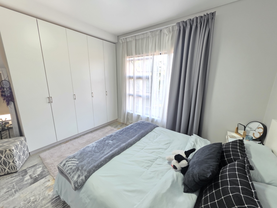 To Let 2 Bedroom Property for Rent in Alphen Park Gauteng