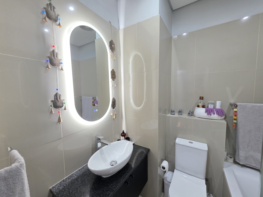 To Let 2 Bedroom Property for Rent in Alphen Park Gauteng
