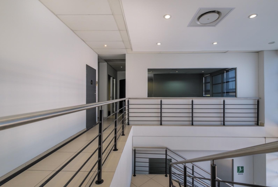 To Let Commercial Property for Rent in Randjespark Gauteng