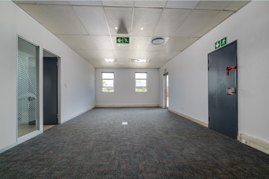 To Let Commercial Property for Rent in Randjespark Gauteng