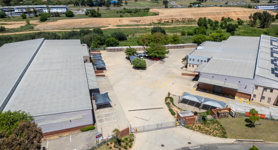 To Let Commercial Property for Rent in Randjespark Gauteng