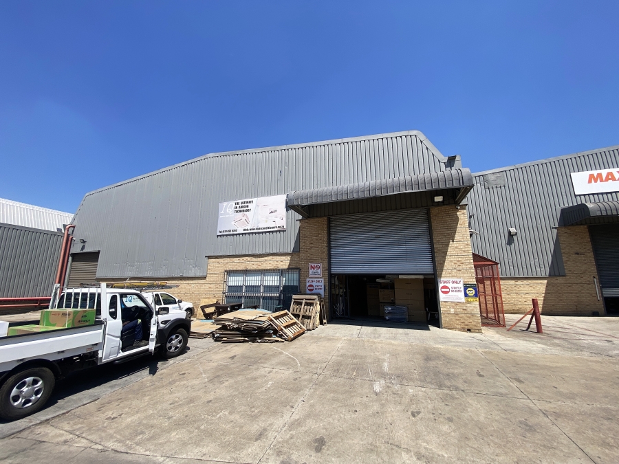 To Let Commercial Property for Rent in Randjespark Gauteng