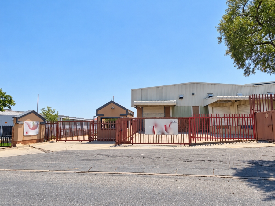 To Let Commercial Property for Rent in Randjespark Gauteng