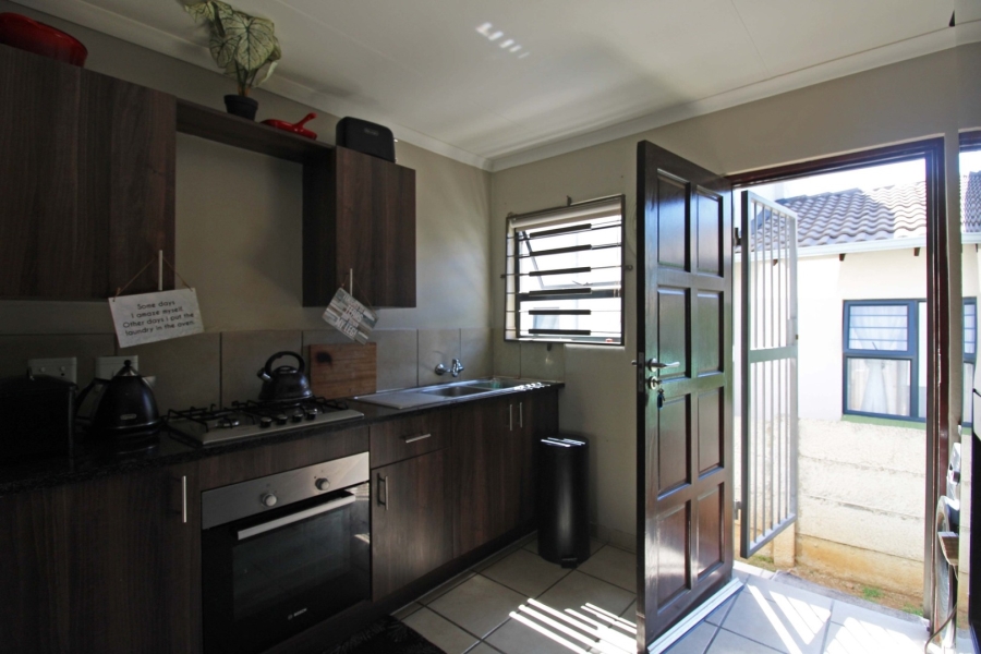 3 Bedroom Property for Sale in Noordwyk Gauteng