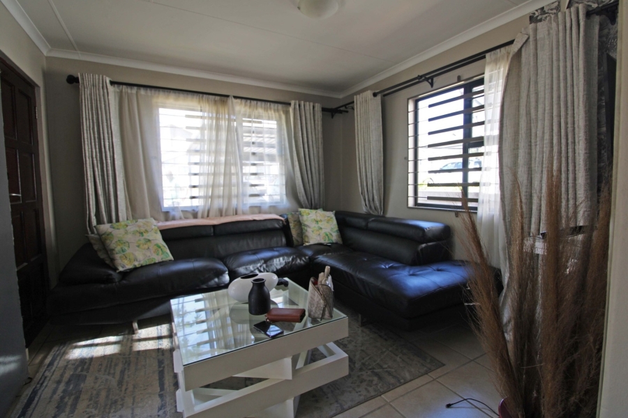 3 Bedroom Property for Sale in Noordwyk Gauteng