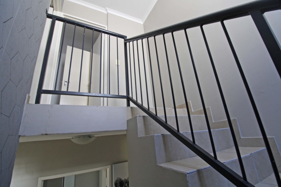 3 Bedroom Property for Sale in Noordwyk Gauteng