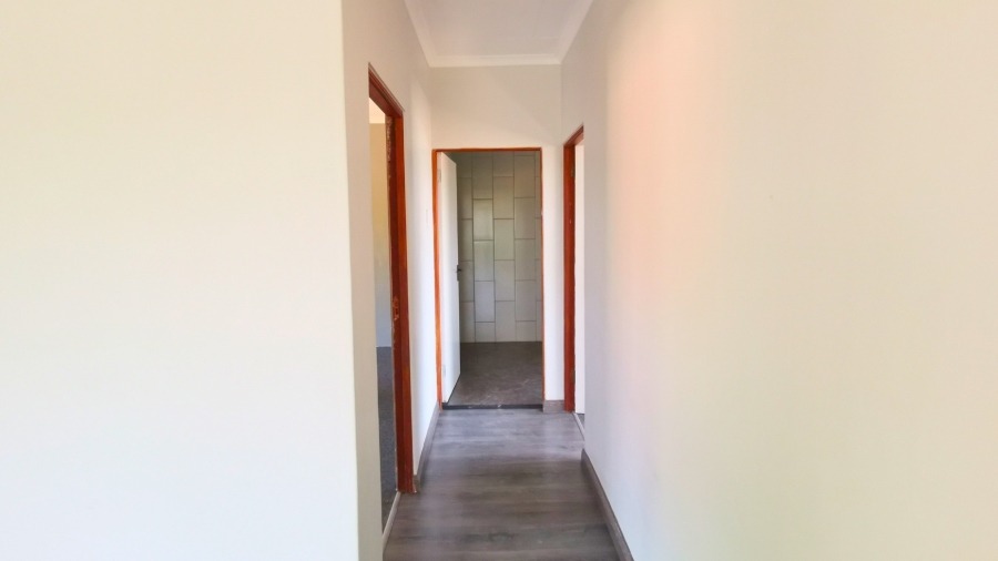 To Let 2 Bedroom Property for Rent in Allen Grove Gauteng