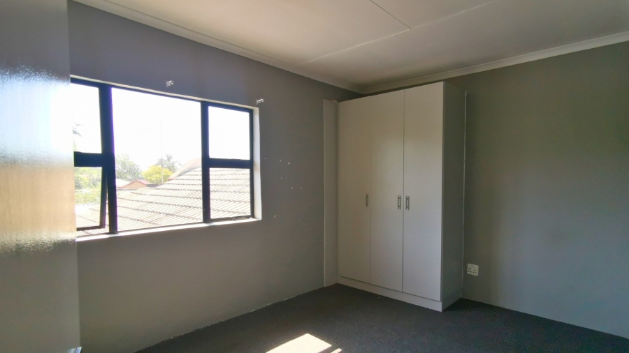 To Let 2 Bedroom Property for Rent in Allen Grove Gauteng