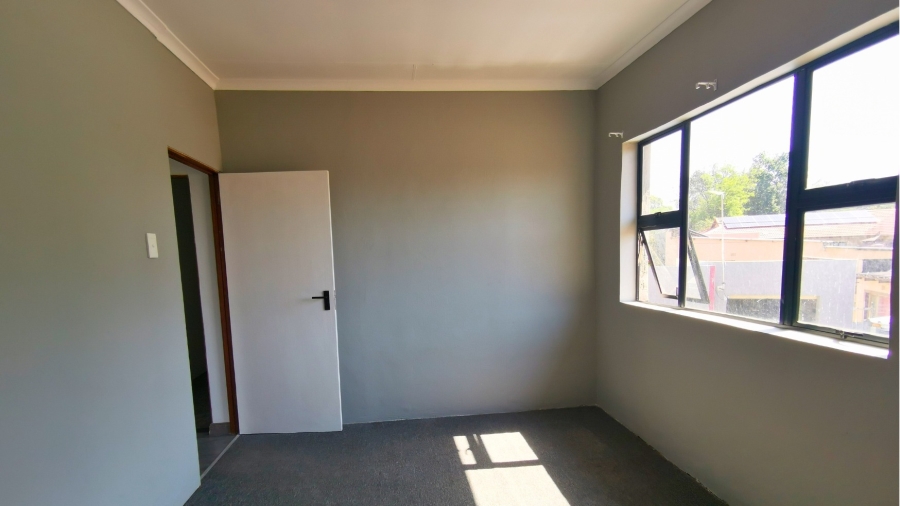 To Let 2 Bedroom Property for Rent in Allen Grove Gauteng
