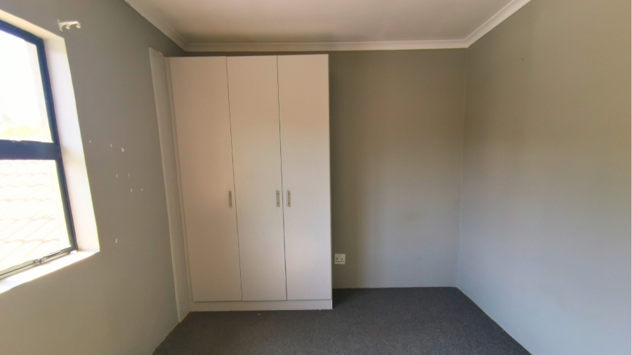 To Let 2 Bedroom Property for Rent in Allen Grove Gauteng
