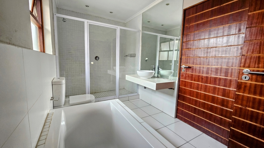 To Let 3 Bedroom Property for Rent in Fourways Gauteng