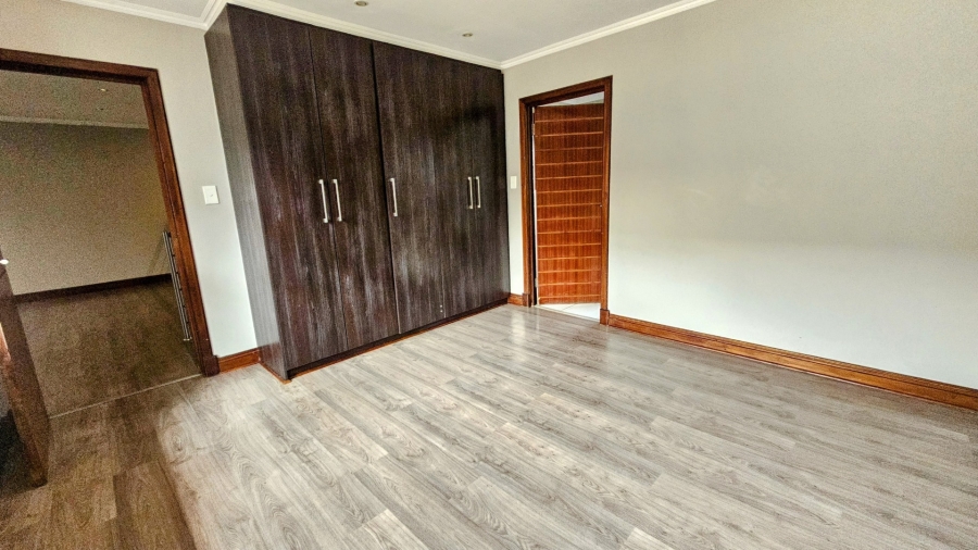 To Let 3 Bedroom Property for Rent in Fourways Gauteng
