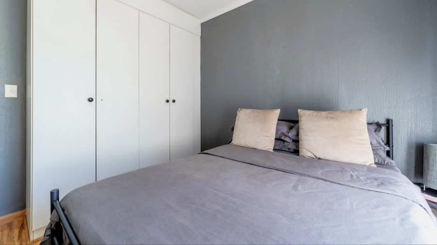 2 Bedroom Property for Sale in North Riding Gauteng