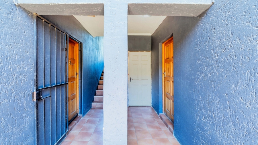 2 Bedroom Property for Sale in North Riding Gauteng