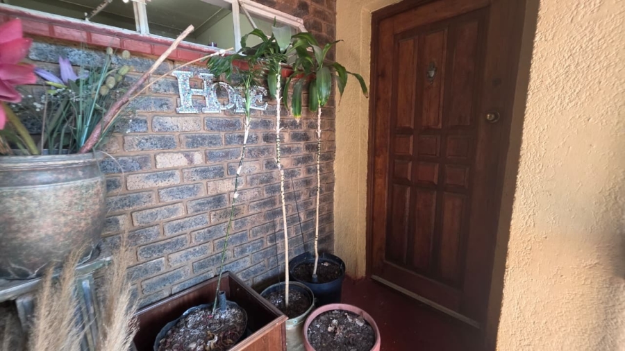 4 Bedroom Property for Sale in The Reeds Gauteng