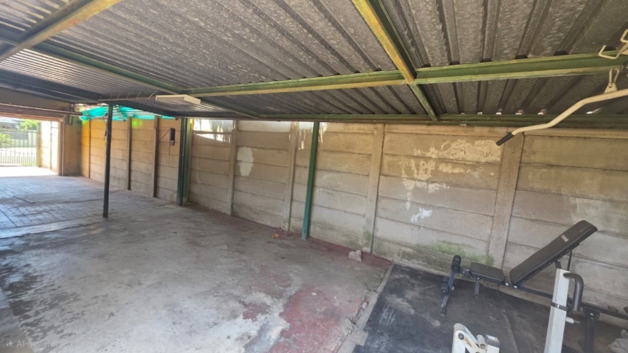 4 Bedroom Property for Sale in The Reeds Gauteng