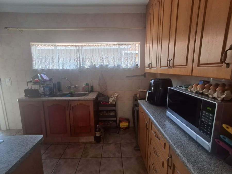 3 Bedroom Property for Sale in Parkrand Gauteng