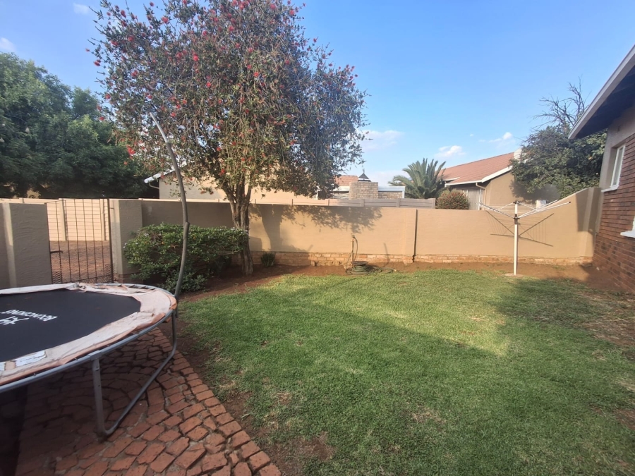 3 Bedroom Property for Sale in Parkrand Gauteng
